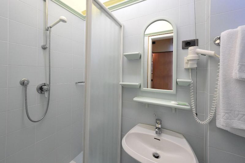 Hotel Al Prater Lignano Sabbiadoro Buitenkant foto