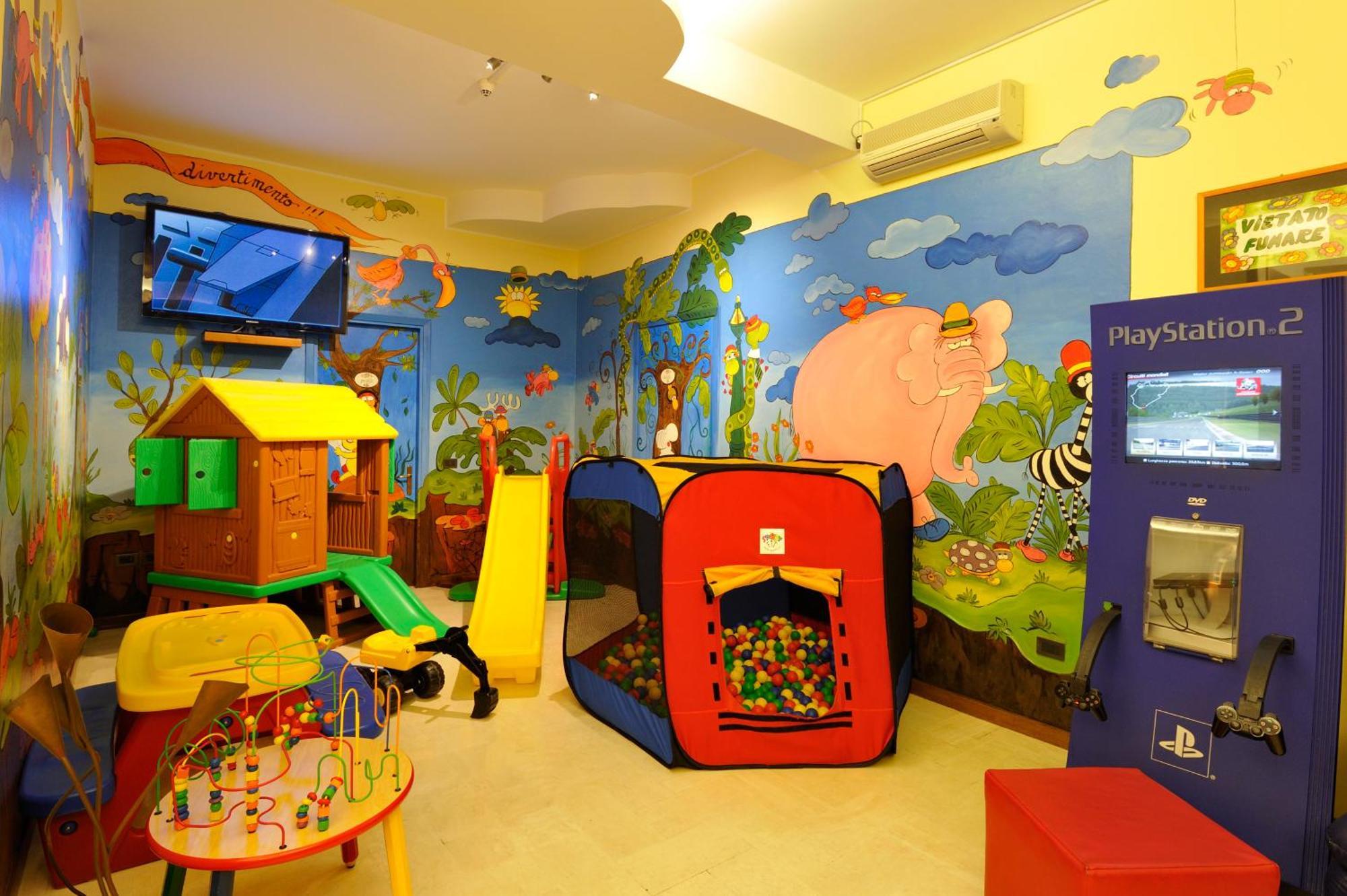 Hotel Al Prater Lignano Sabbiadoro Buitenkant foto
